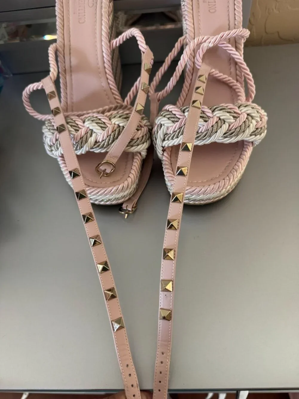 Valentino Garavani Rockstud Rope Wedge Sandals in Rose Quartz multi color - Picture 8 of 15